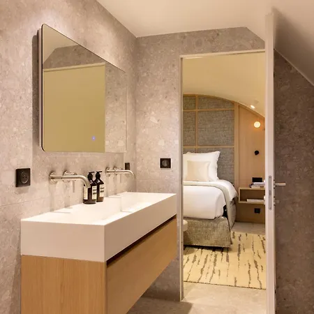Modern -ac-1br-4p-pantheon * Parigi